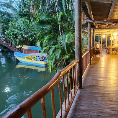 Vista al Exterior del Hotel